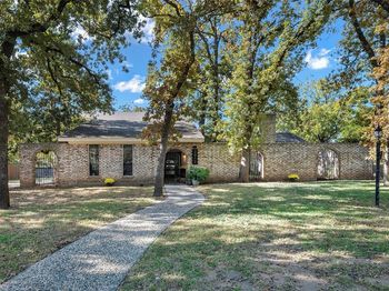 2012  Hollyhill Lane 