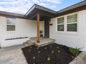 2907  Clinton Avenue 