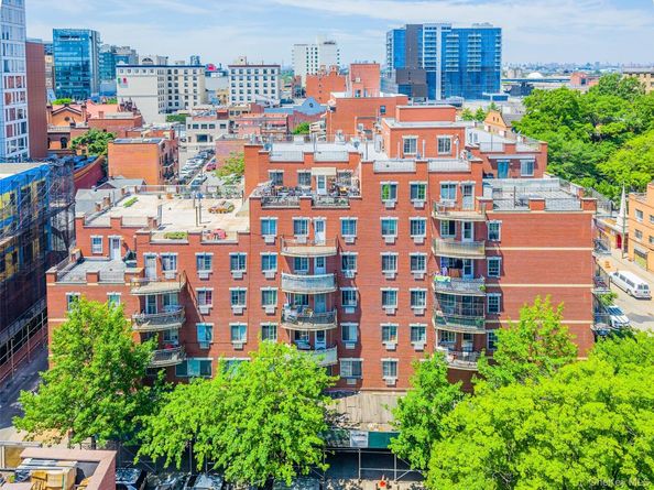 3506 Leavitt Street 5H, Flushing NY 11354