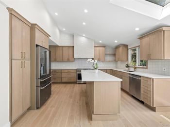6 Washington Avenue