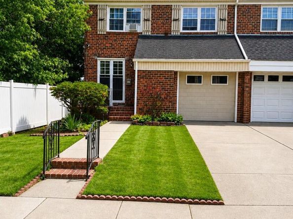 12508 Defoe Street, Springfield Gardens NY 11413