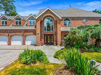 86 Dorchester Drive