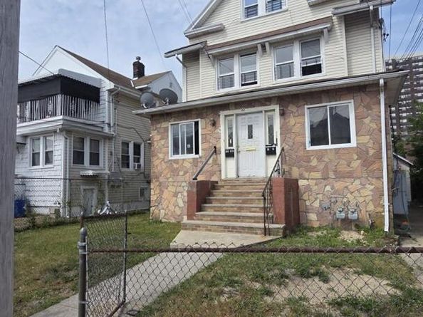 329 Beach 29th Street, Far Rockaway NY 11691