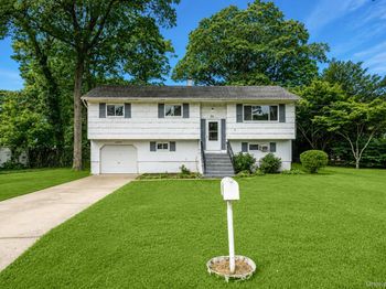 32 Vautrin Avenue