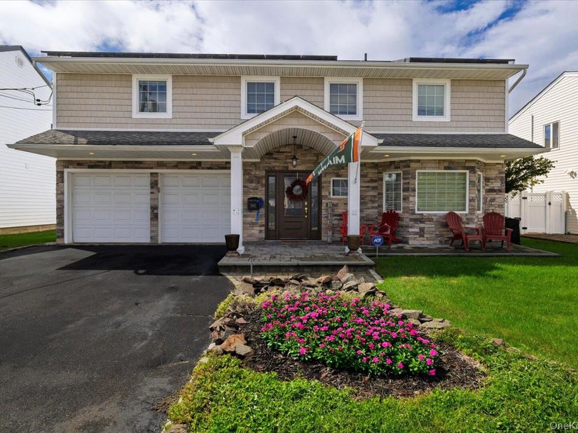 3942 Sally Lane, Oceanside NY 11572