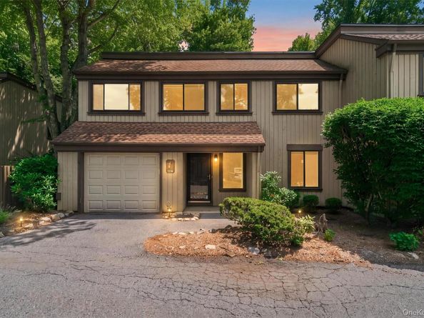 12 Heritage Hills A, Somers NY 10589