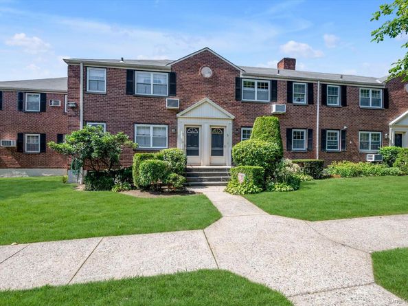 69-17 215 Street A, Bayside NY 11364