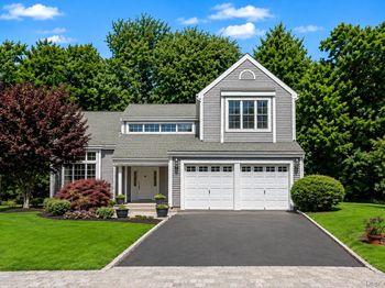 3176 Woodfield Court