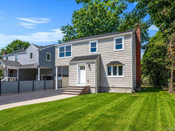 52 Norfeld Boulevard, Elmont NY 11003