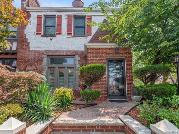 130-71 226 Street, Laurelton NY 11413
