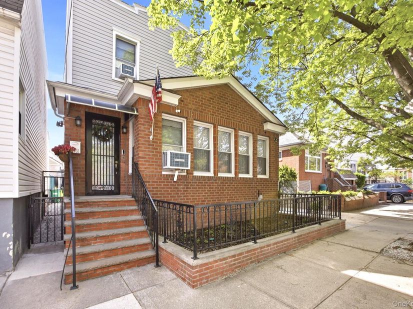 88-38 78th Avenue, Glendale NY 11385