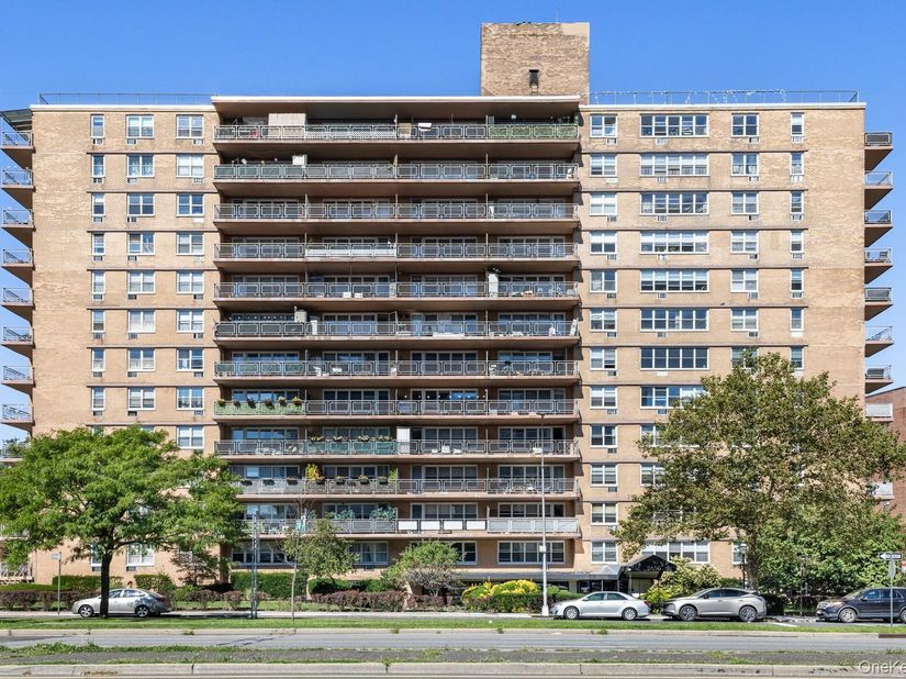 2650 Ocean Parkway 10L, Brooklyn NY 11235