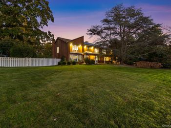 8 Winthrop Drive