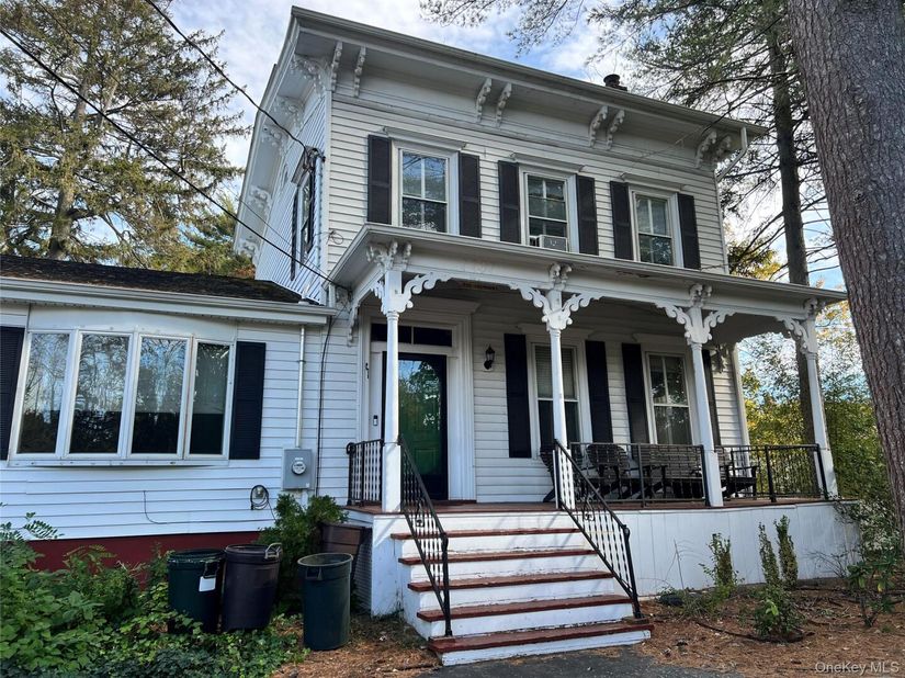 1731 Seamans Neck Road, Seaford NY 11783
