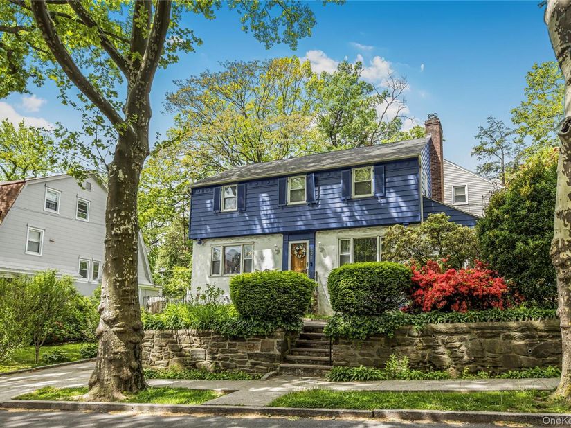202 Tecumseh Avenue, Mount Vernon NY 10553