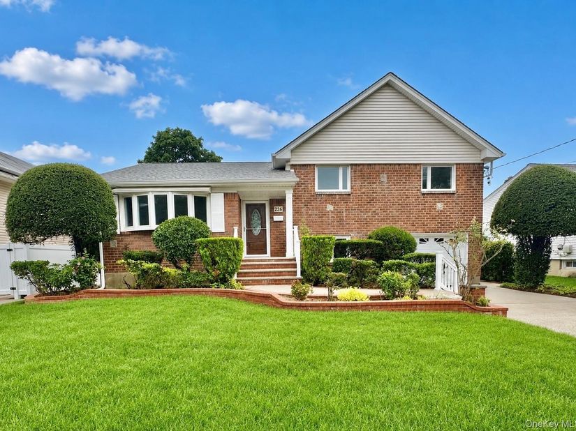 226 Vincent Drive, East Meadow NY 11554