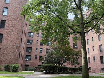 83-85 Woodhaven Boulevard