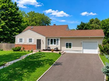 23 Riviera Drive