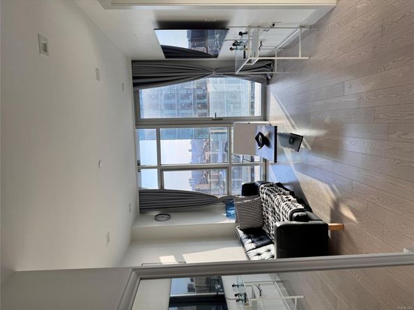 41-62 Bowne Street 13D, Flushing NY 11355