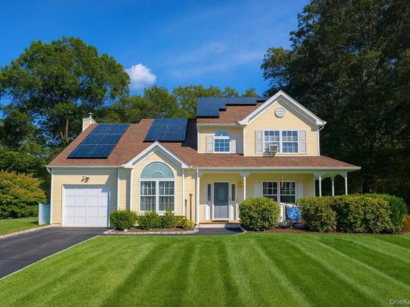 30 Howard Drive, Coram NY 11727