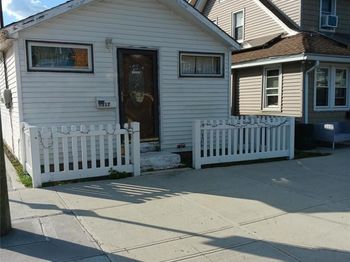 1317 Cross Bay Boulevard