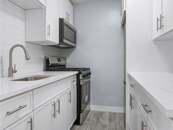 5015 39th Street 1F, Sunnyside NY 11104