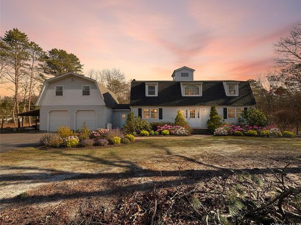 31 N Cozine Road, Manorville NY 11949