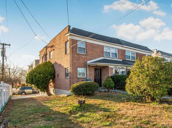 4190 E Tremont Avenue, Bronx NY 10465