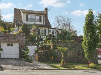 194 Valentine Street