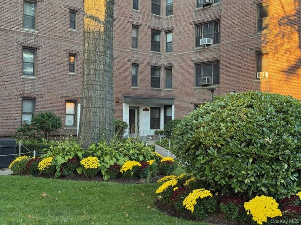 112-25 34 Avenue 3E, Corona NY 11368