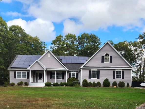 156 N Woods Road, Baiting Hollow NY 11933