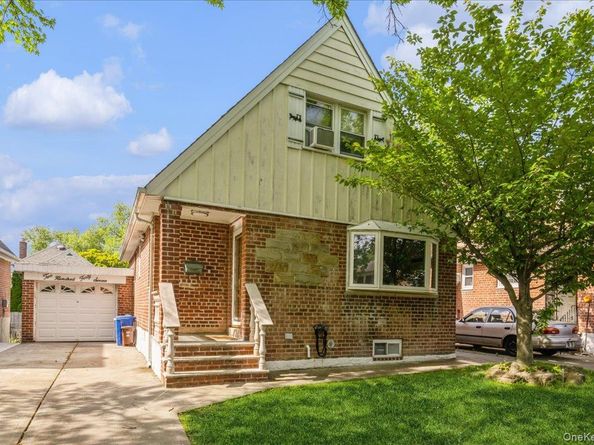 20047 39th Avenue, Bayside NY 11361