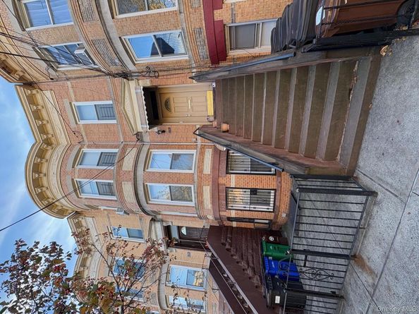 6092 69th Avenue, Ridgewood NY 11385