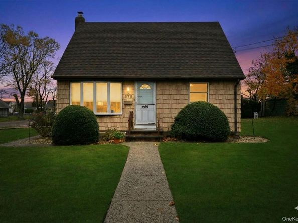 979 Merillon Avenue, Westbury NY 11590