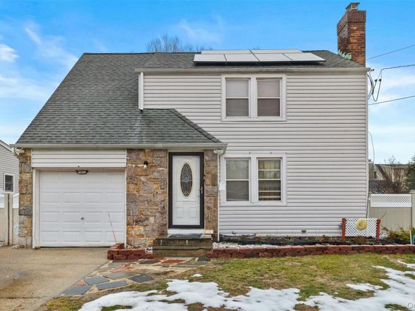 2933 Tulip Avenue, Baldwin NY 11510