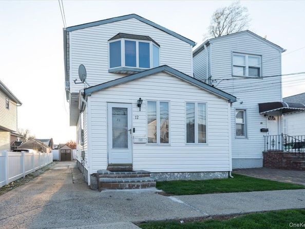72 Oakley Avenue, Elmont NY 11003
