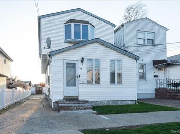 72 Oakley Avenue