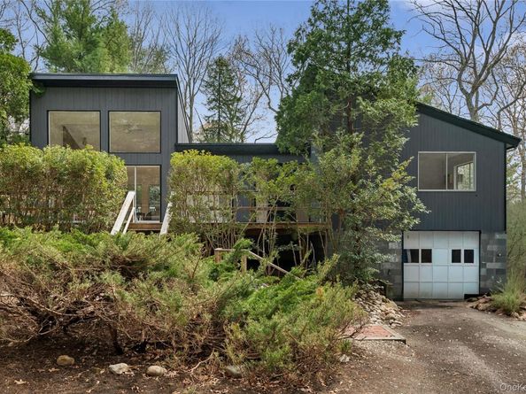 5 Cattalo Circle, East Hampton NY 11937
