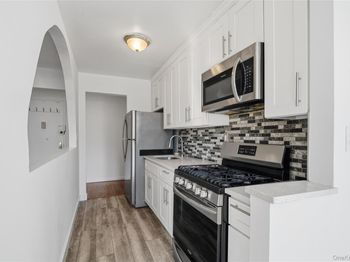 7510 Yellowstone Boulevard