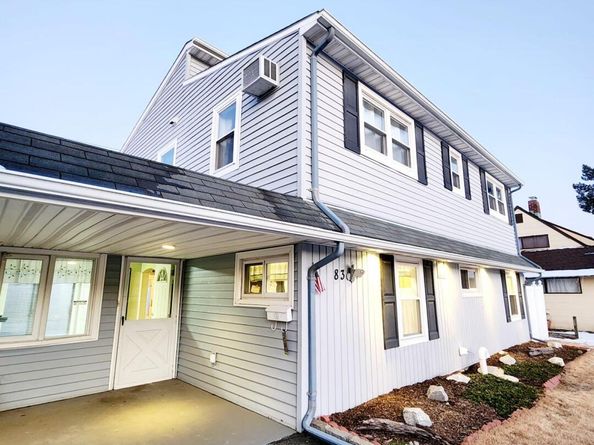 83 Hardy Lane, Westbury NY 11590