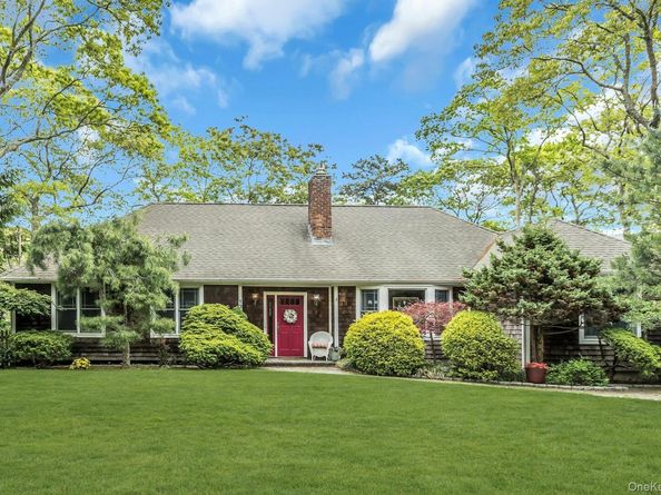 13 Delacey Avenue, East Quogue NY 11942