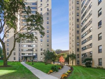 5 Fordham Hill Oval