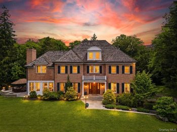 2 Heathcote Drive