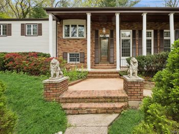 23 Colonial Drive