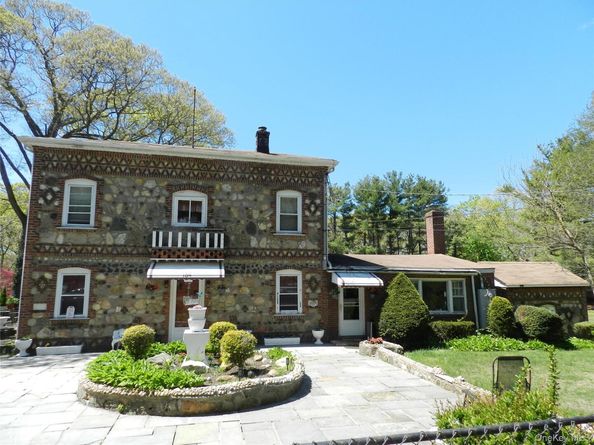 184 Roosevelt Boulevard, Hauppauge NY 11788