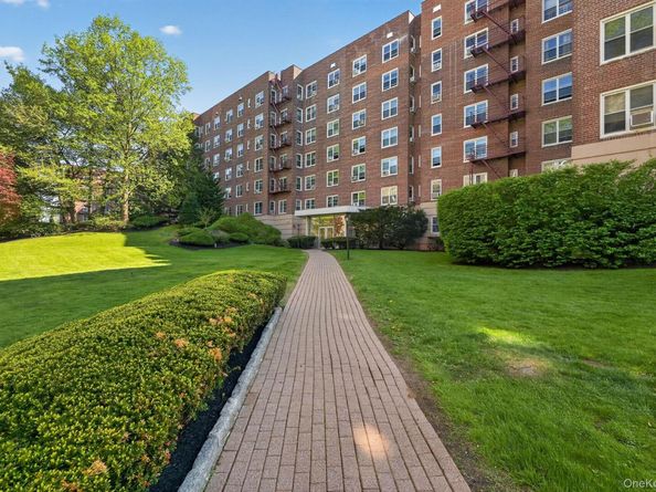 1304 Midland APT C59, Yonkers NY 10704
