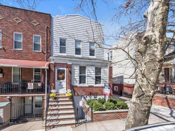 6858 76th Street