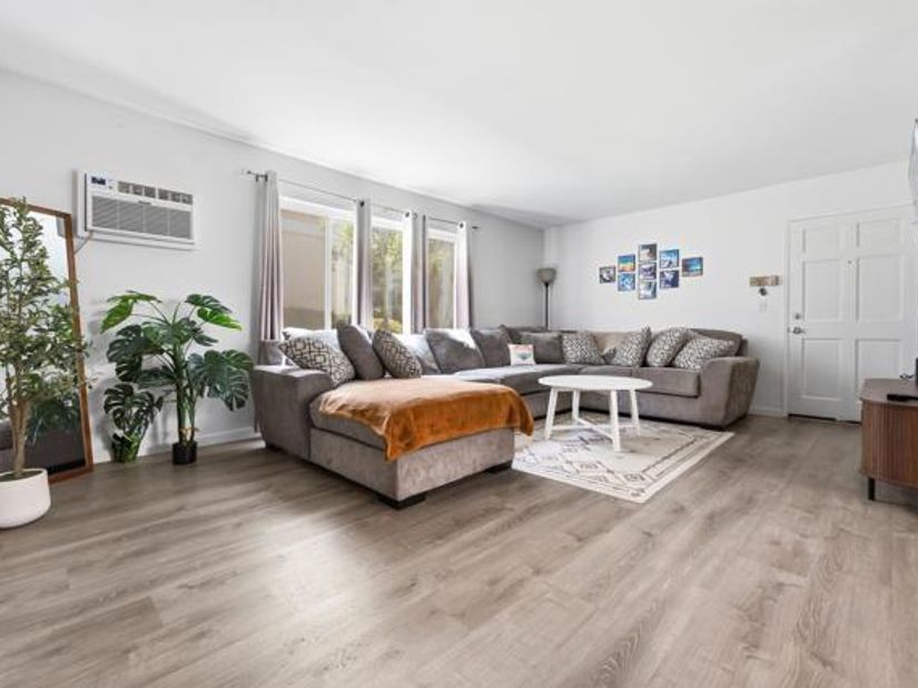 4800 Williamsburg Lane 140, La Mesa CA 91942