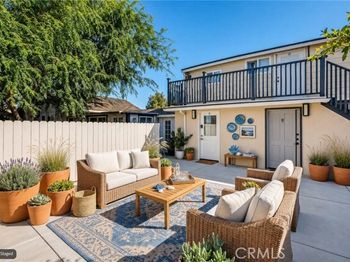 2653 Santa Ana