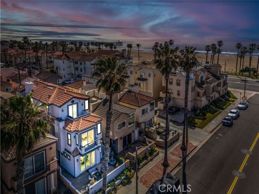 116 11th, Huntington Beach CA 92648